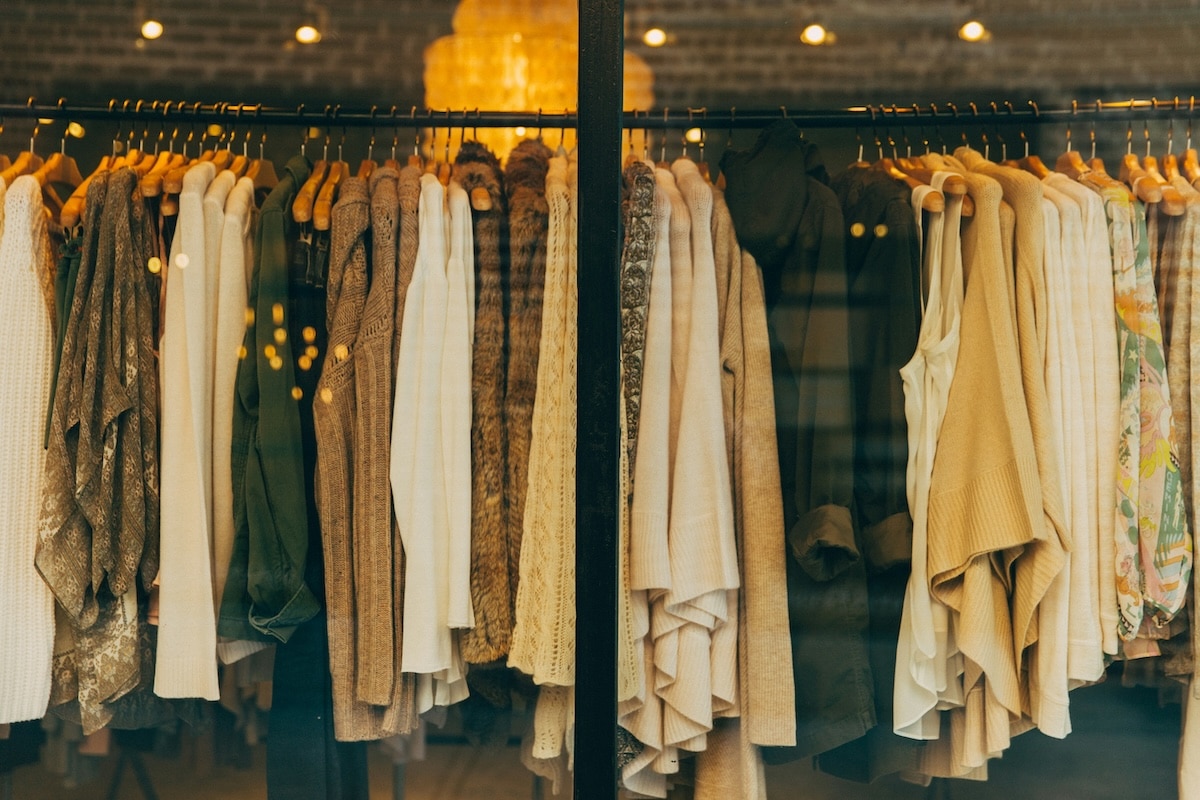 Optimizing Parcel Shipping Spend for Retail Companies with Reveel