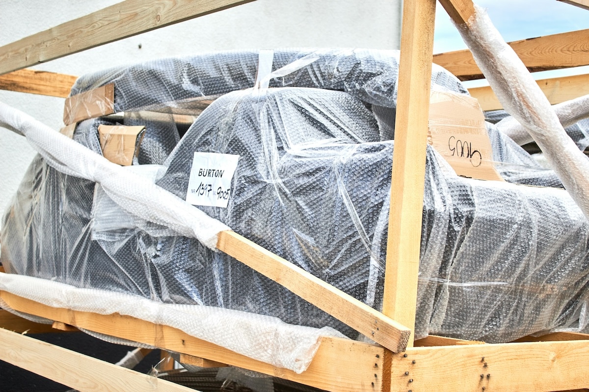 understanding additional handling surcharges parcel shipping